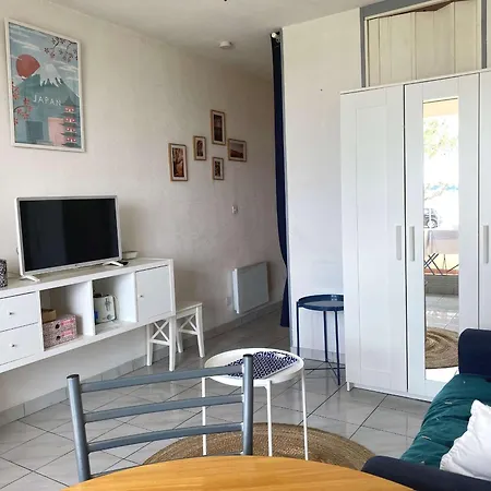 Bel T1 Avec Loggia A - Fr-1-553-254 * Balaruc-les-Bains